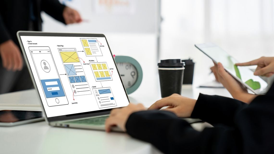 UX UIデザインのプロセス画面